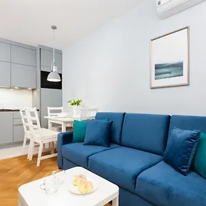 https://mokotow-business-center-apartments.warsawhotelspoland.com